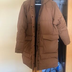 Everlane Chestnut Puffer Jacket